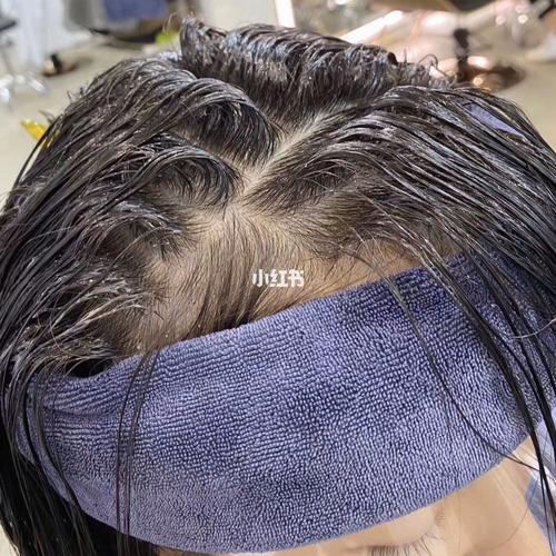 摩根烫解决你头发贴头皮的的状态