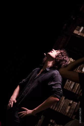 重磅消息丨老航班加盟《摇滚红与黑》,没错!就是你大胆猜的那个人!