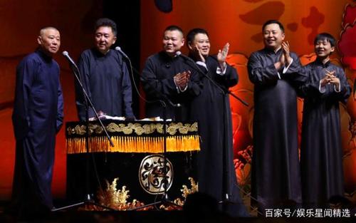 在张云雷事件处于舆论风口的当下这样做,郭德纲是在展示德云社