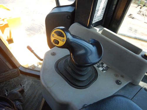 状态 850mm 湿地用三角履带, 多向铲式 推土机, 倾翻防护驾驶室, 环境