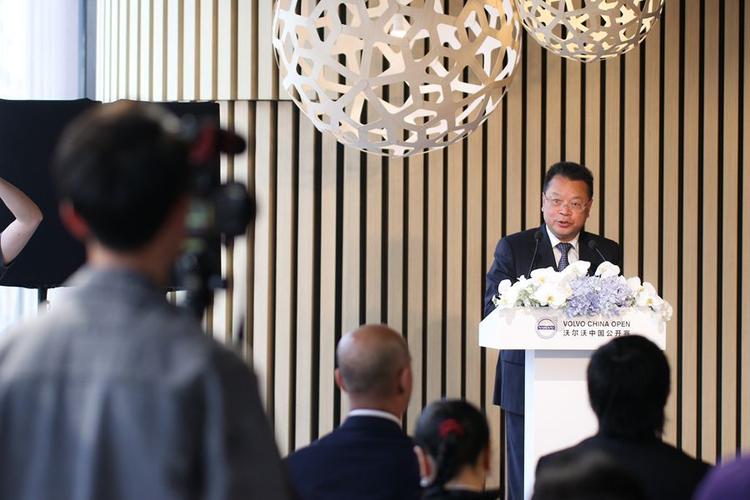 smet),铭泰集团董事长王兴贵,铭泰集团总裁王志方,通盈集团董事长石林