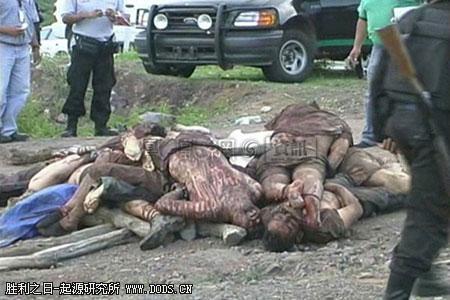 墨西哥1名市长11名联邦探员被毒枭杀害抛尸[组图]