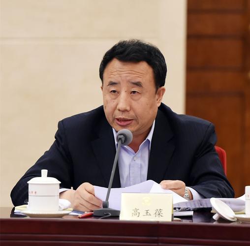 全国政协委员,天津市政协副主席,民盟中央常委,天津市委会主委 高玉葆