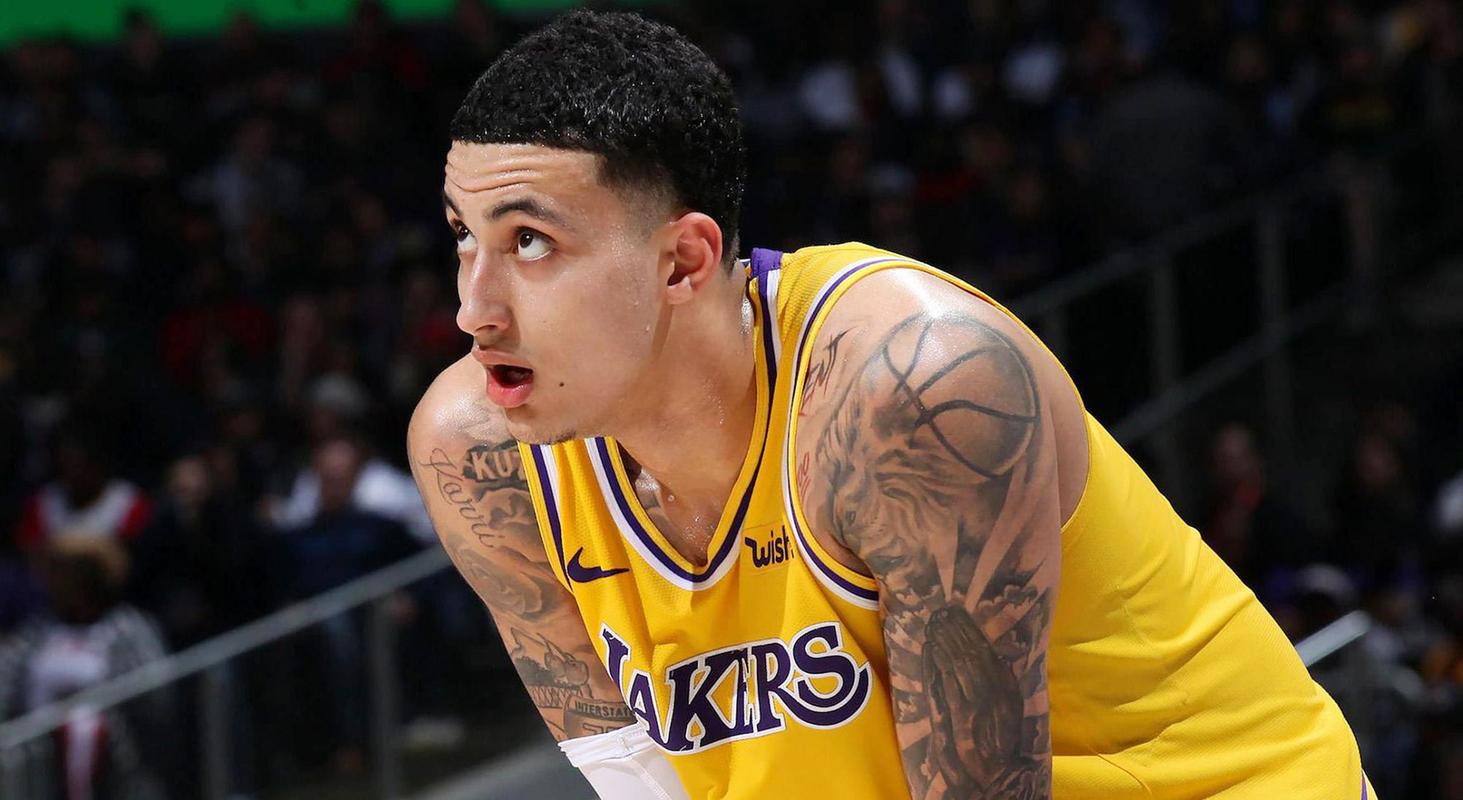 nba交易动向之湖人库兹马换3914神射手湖人到底亏不亏