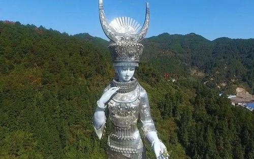 【独家策划】￥1999豪叹贵州五星剑河温泉,赏万亩樱花