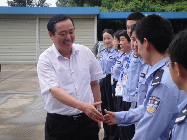 副市长李胜荣来望江调研公安工作