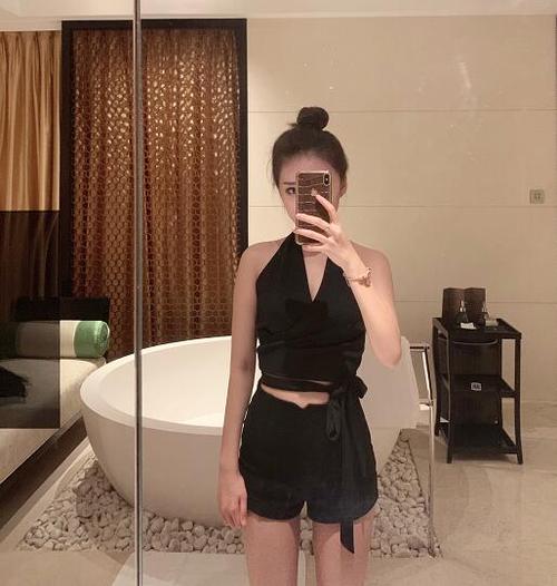 快手你的雨萱性感福利生活照网红女神王雨萱微博写真套图