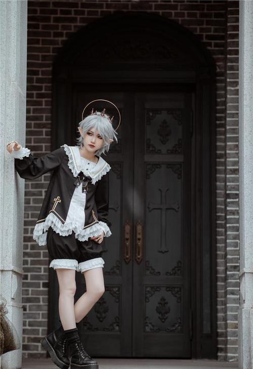 除了甜美风洛丽塔之外,这些"王子系"小裙子,你了解多少呢?