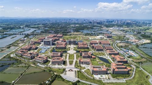 北部湾大学全景.jpg