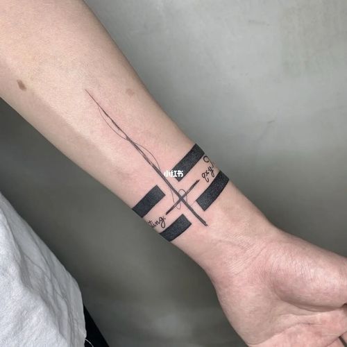 个性手腕臂环77十字架_弘阳广场自由行热门攻略_纹身_阅读_手绘