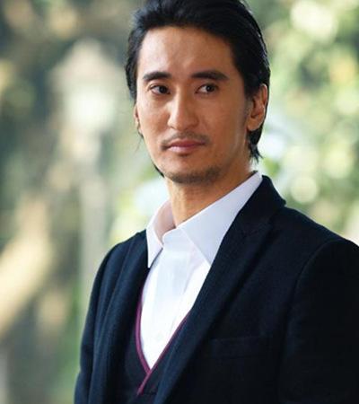 图申贤俊金泰熙曾参演同一部剧剧中饰演亲兄妹但性格迥异