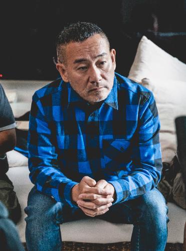 由林保怡担任监制并主演的爱情悬疑剧《叹息桥》将于3月28日在优酷