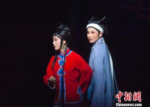 芳华尹韵绽邕城 《团圆之后》唱哭民歌眷恋的地方
