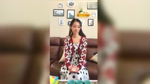 武悦小姐姐在坑爹的道路上越走越远,为了领赏,竟这样坑自己老爸