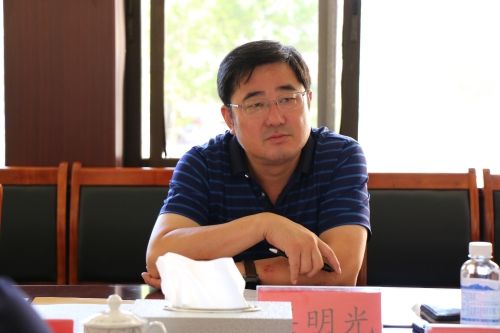 市人大常委会副主任吴明光到蓬莱市市场监管局督办2019年度人大代表