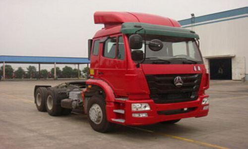 重汽金王子牵引车