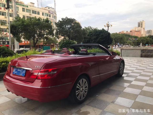 奔驰e260 cgi 敞篷跑车