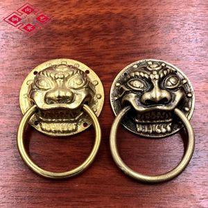 铜狮头门环图片