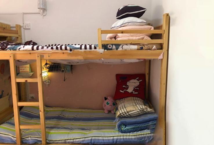 0 条评论 15 分享 32 新街口女生宿舍 超赞房东 立即确认 卫生优秀