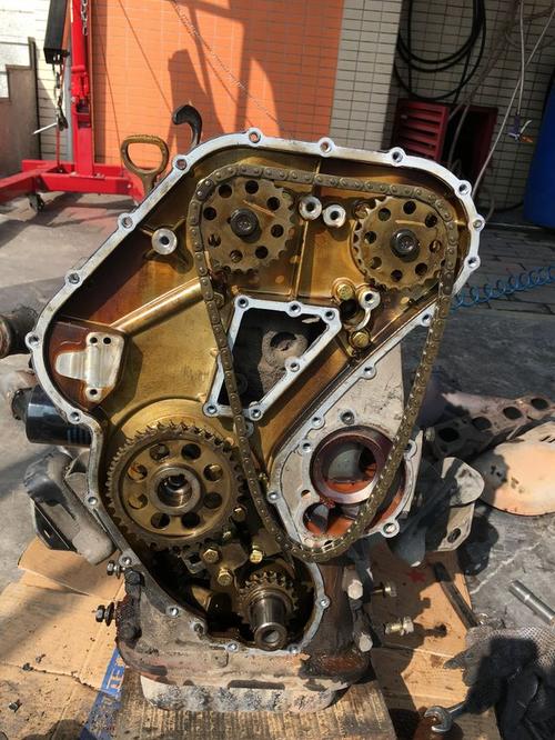 第六代金杯海狮2.0l(4g20)发动机正时链怎么对.最好有图片.