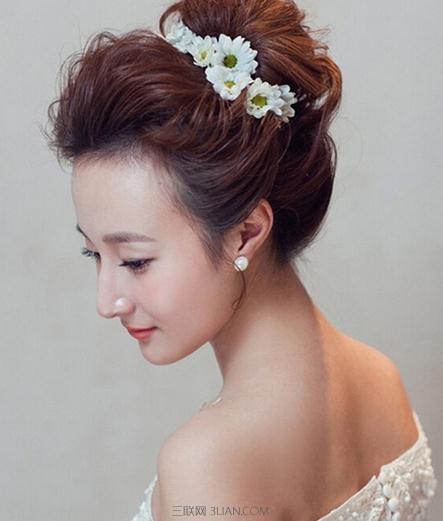 襄阳新娘跟妆2015最新时髦韩式新娘女人发型图像
