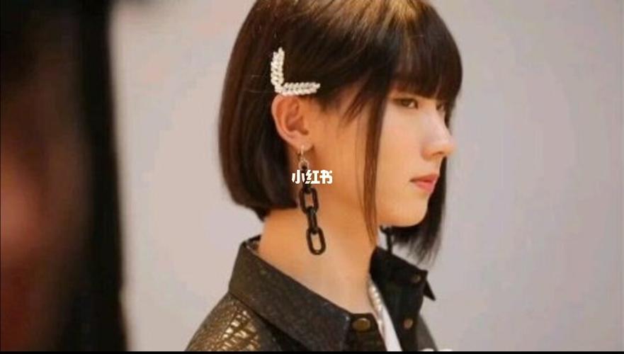 哈哈,来一波小炸们的女装照99_女装_娱乐_明星娱乐