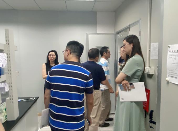 上海中医药大学中西医结合研究院李琦教授携团队到访