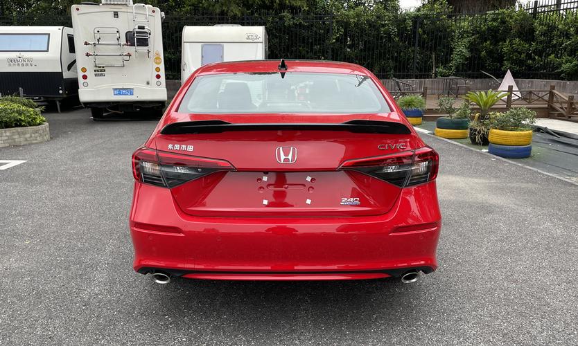 广汽本田型格从广本型格的实车谍照来看,新车的尾灯轮廓要比新款思域