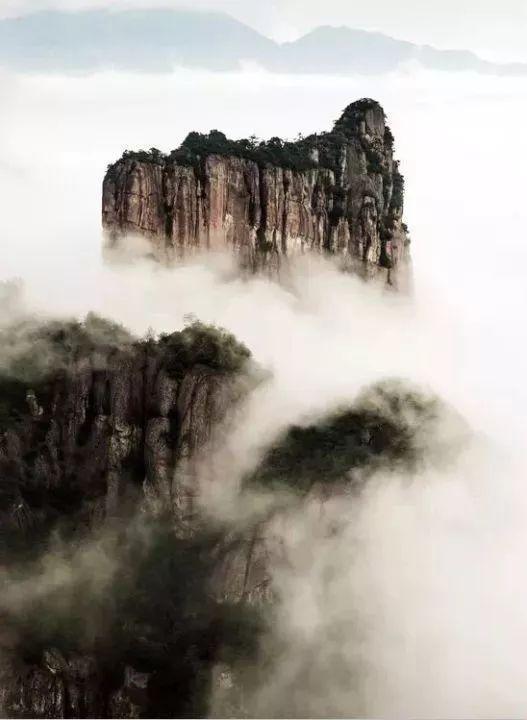 神仙居天姥山的水墨风景,比光彩更动人的是意境