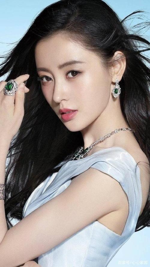 张天爱,原名张娇,出生于黑龙江省绥化市,中国内地影视女演员.