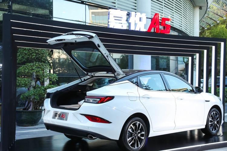 7.58-10.68万元 掀背式运动轿车嘉悦a5掀动上市