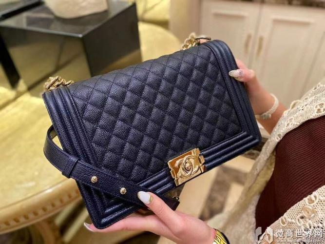 香奈儿专柜级2021年新款包,独特魅力香奈儿包包!