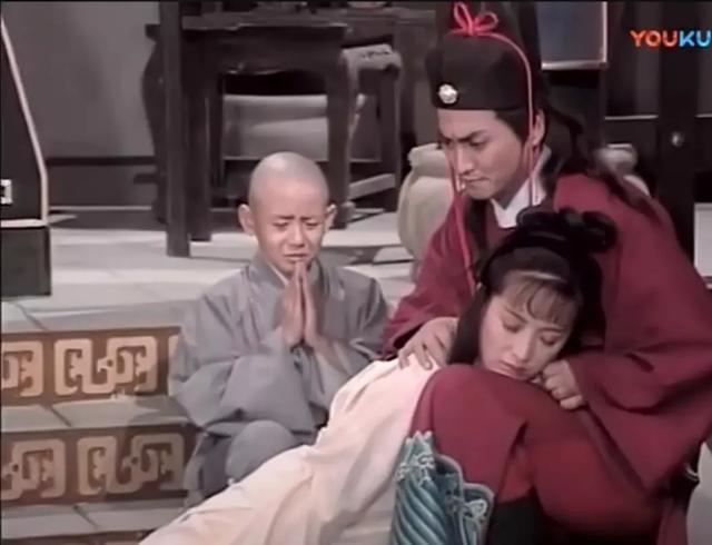 《血云幡传奇》:展昭爱上女魔头,《包青天》中最意难
