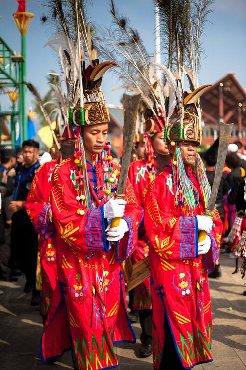 德宏景颇族目瑙纵歌节|摄影|人文/纪实摄影|光芒_668 - 原创作品