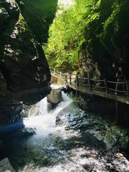 【端午-神农峡·岩屋沟】,神农峡·岩屋沟风景区位于十堰市房县野人谷