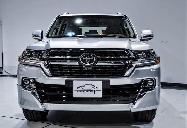 2021款丰田陆地巡洋舰gxr特别版完整选项v8