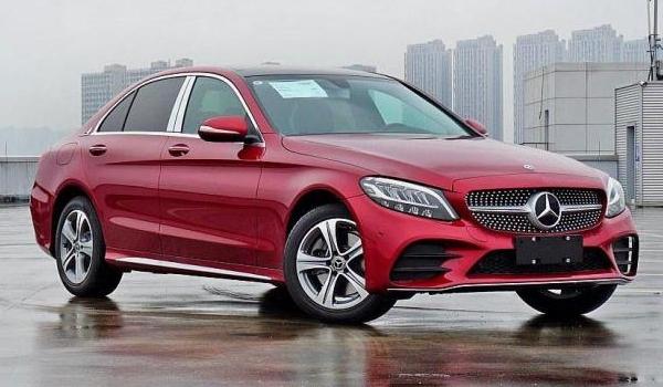 奔驰c200l落地多少钱全款落地价大概2403万元起