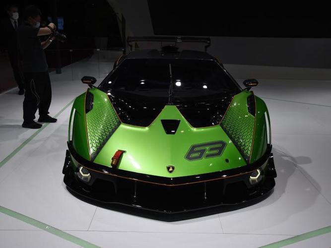 兰博基尼 essenza scv12 赛车