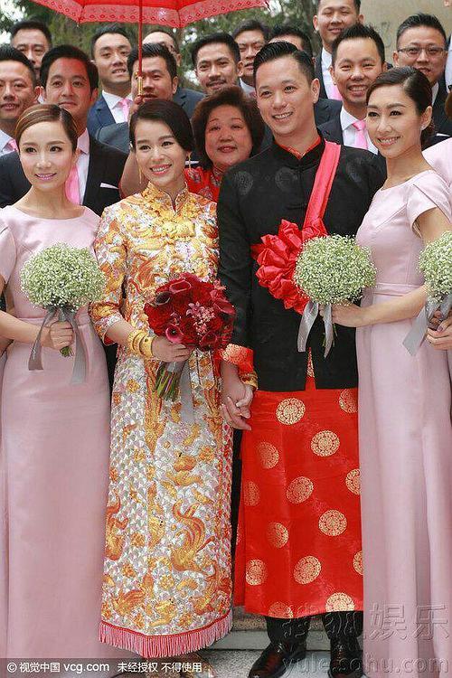 今天胡杏儿结婚了啊