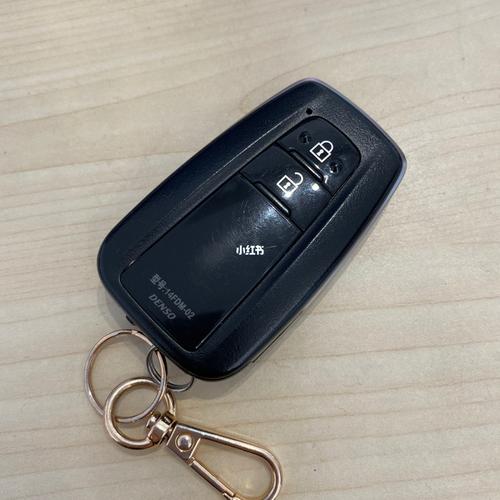 奕泽钩针车钥匙套_钩针_手工制作_丰田怎么样_兔子_我