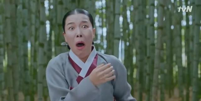 《哲仁王后》隐藏cp!崔尚宫&熟手「爱的猛男图」网笑