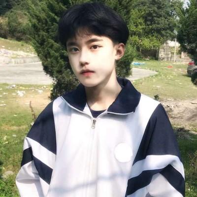 呆萌可爱的00后帅气男生头像 我是你的小奶狗
