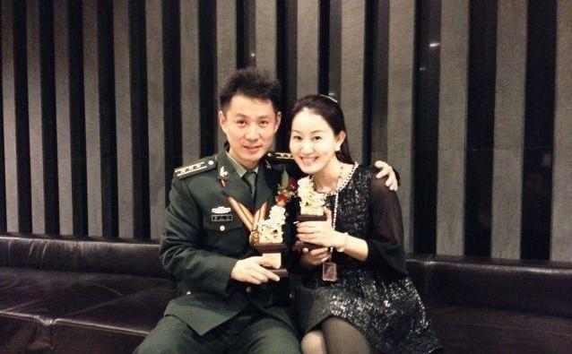 演员郭广平娶小11岁娇妻不畏聚少离多结婚17年恩爱依旧