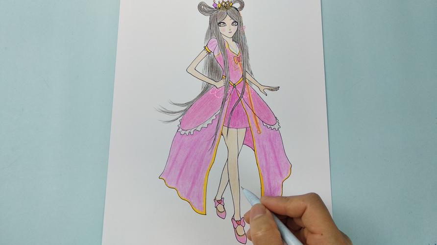 怎么画叶罗丽简笔画?