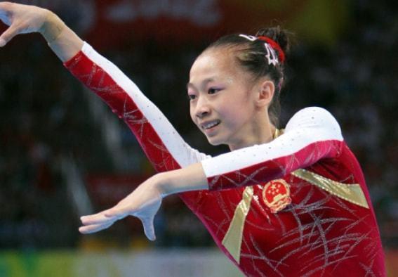 2008年奥运会运动员服装是什么?