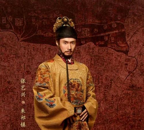 张艺兴新剧《大明风华》定档,空闲之余来玩一下架子鼓