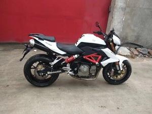 钱江贝纳利黄龙300cc 600cc 街车跑车大排趴赛公路赛摩托车机车