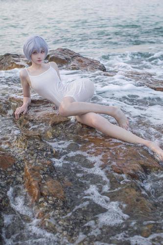 cosplay美少女动漫博主南桃momoko 绫波丽白裙系列写真