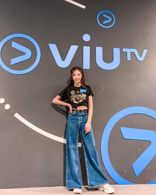 【全民造星3】郑嘉欣高质迷晕全场男士 花姐不屑:你系