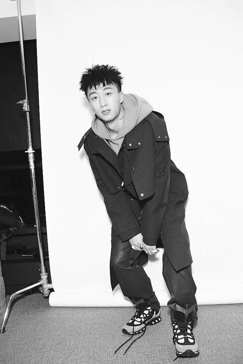 丁飞大概是红花会最让人心动的男人了吧!